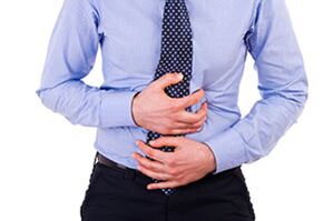 Sakit perut pada pria adalah alasan untuk memikirkan keberadaan parasit di dalam tubuh